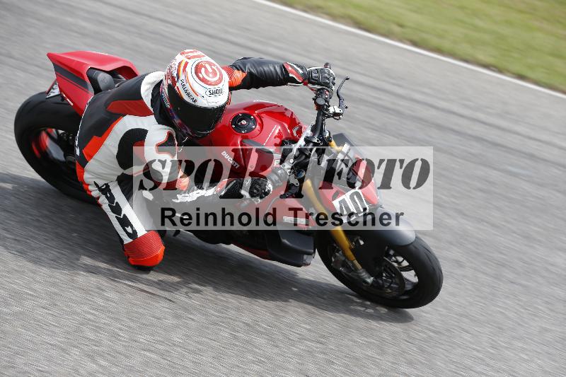 Archiv-2025/25 10.06.2025 MaxRacing ADR/Gruppe rot/40